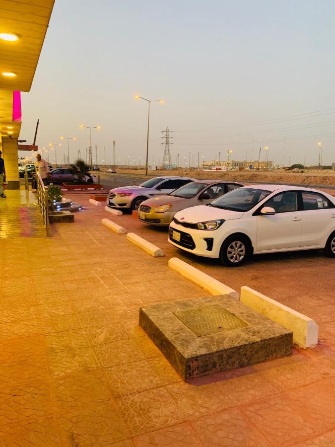 Al Bateel Furnished Apartments Riyadh Eksteriør billede